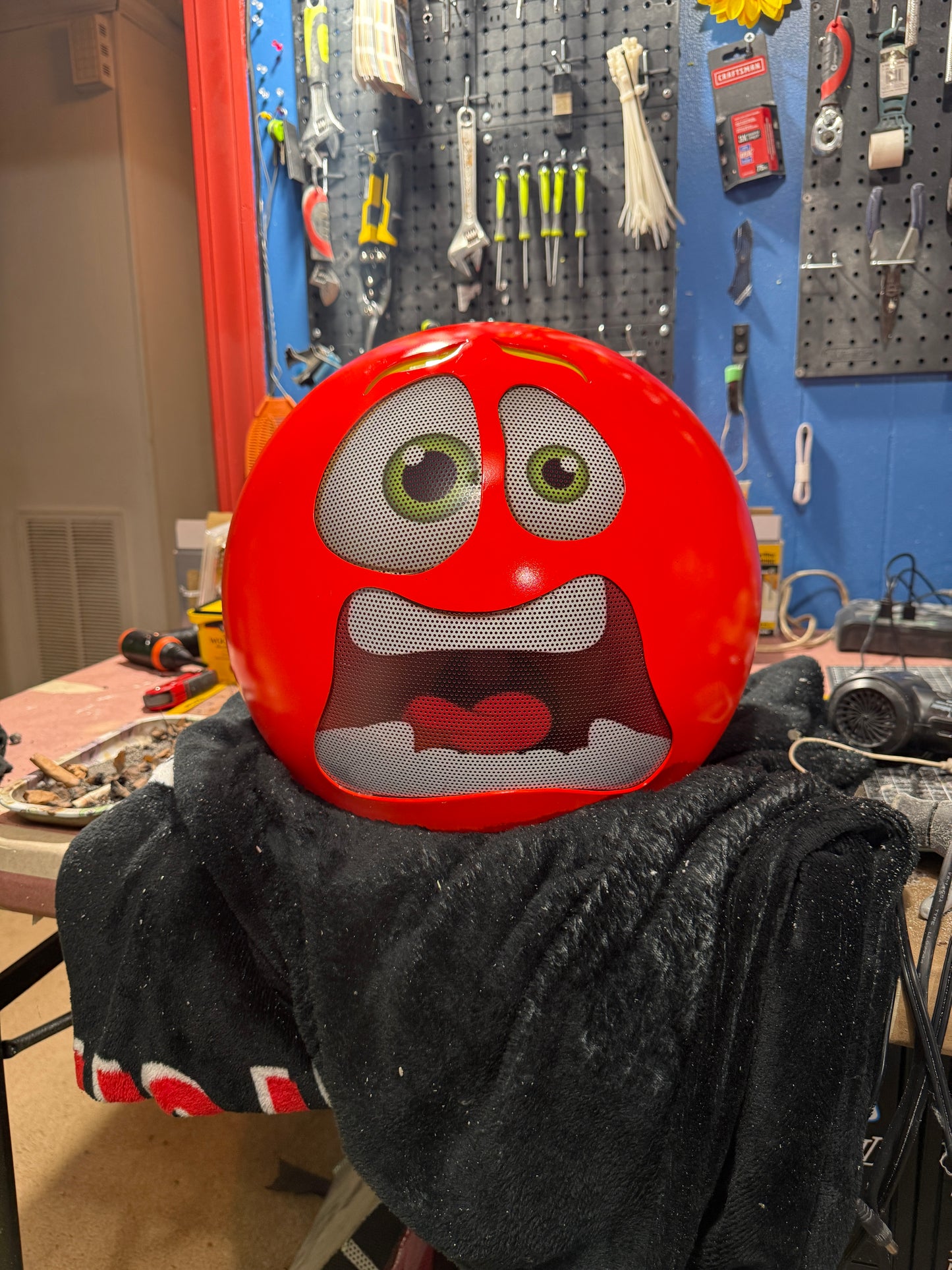 Anxious EMOJI Helmet ￼